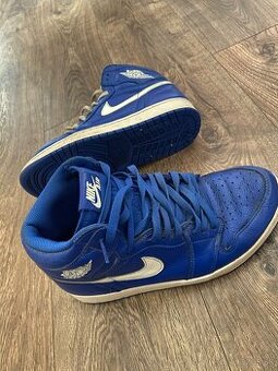 Air Jordan 1 Retro High Og "Hyper Royal" 44