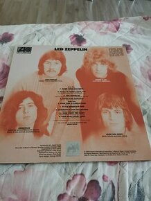 LP LED ZEPPELIN THE CLASSIC 1969 DEBUT ALBUM