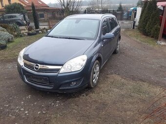 Opel Astra H combi 1,6i