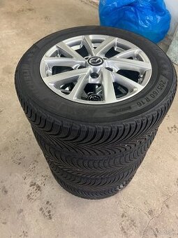 zimne kolesa elektrony Mazda 205/60 R16 Michelin