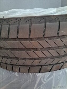 Predám letné pneumatiky Bridgestone 205/60 R16, 92V (4ks)