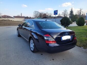 Predam Mercedes-Benz w221 s350 long benzín kw 200 r.v 2007