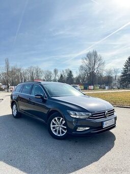 VW Passat B8 r.v2021 2.0 TDI DSG automat 7st,kamera 360