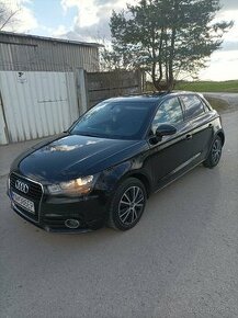 Audi A1 Sportback 1.2 TFSI Attraction - 1