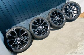 Disky Seat Leon R18 Blackline 5x112