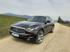 Infiniti QX 70S