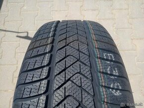 Zimné pneu Pirelli Sottozero 3 225/60 R17 - 1