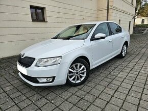 Škoda Octavia 1.6 TDI DSG Business Navi DVD Keyless R16 - 1