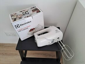 Predám ručný šľahač zn. Electrolux