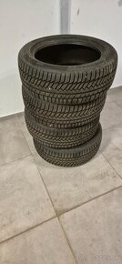 Zimné pneu Continental 225/50 R17. Dezén 8.5 mm. DOT 4020