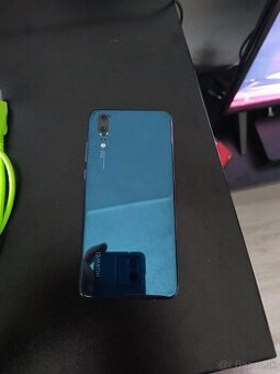 Huawei P20 MAX zachovalý