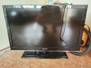 Predám 37" LCD TV SAMSUNG  LE37C530 - 1