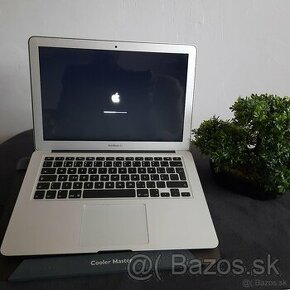 13 palcovy MacBook Air  2017 / intel core i5 / 8 Gb RAM/128