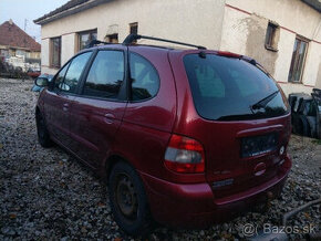 Renault Scenic - 1