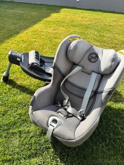 Cybex Sirona M2 i-Size + Base M