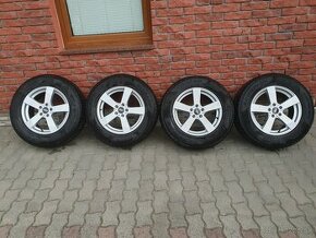 Predám pneumatiky 235/65r17 - 1