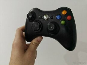 Xbox 360 ovládač