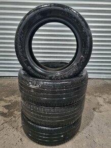 Continental 235/55/R18 V