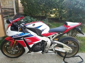 HONDA CBR 1000 RR SP