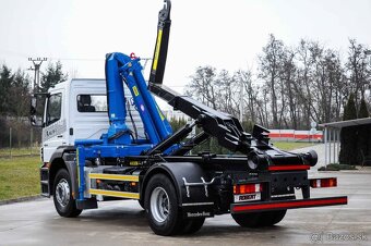 MERCEDES AXOR 18T HÁKOVÝ NOSIČ KONTAJNEROV HYDRAULICKÁ RUKA