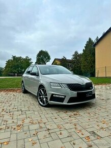 Škoda Octavia Combi 2.0 TDI RS DSG - 1