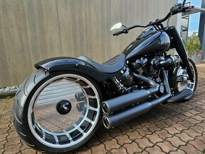 HARLEY DAVIDSON FAT BOY 114 EASTSIDE CUSTOM