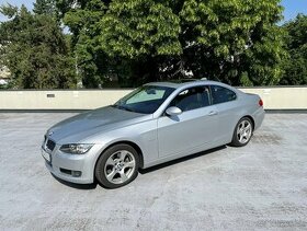 BMW 3 E92 325i