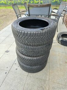 Goodyear UltraGrip Performance - 215/55, R18, 95T, 25/2020