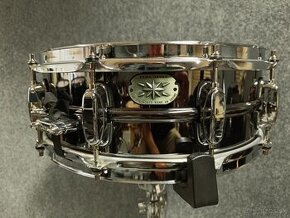 Tama steel snare