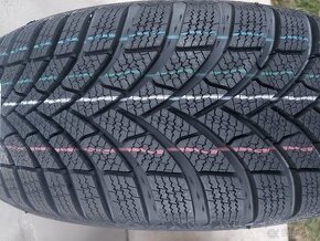 4ks 195/60 r16 - nové zimné SEMPERIT, DOT2023