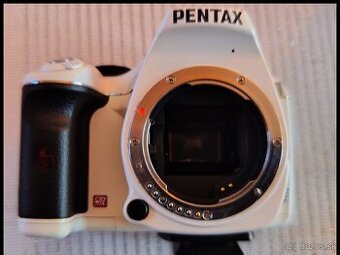 Predám super Astro zrkadlovku Pentax k-x novú malo používanú