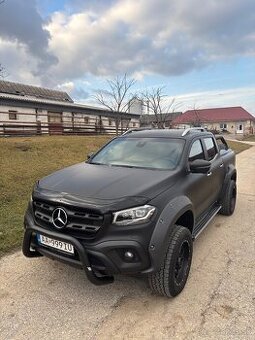 Mercedes Benz X 250