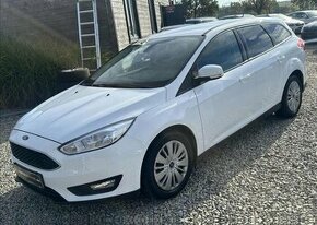 Ford Focus 1,6 16V DIGIKLIMA,VÝHŘEV OKNA benzín manuál 77 kw - 1