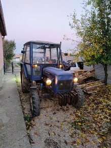 Predám Zetor s príslušenstvom traktor nieje 4x4