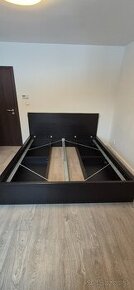 Postel Ikea Malm 180x200cm