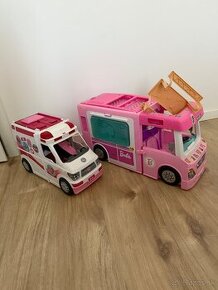 Sanitka Barbie + dve Barbie + karavan Barbie = spolu 50€