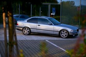 BMW E36 318is