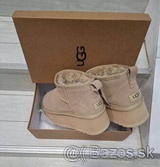 UGG ultra minim platform sand 38,39