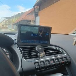 Dotykové bezdrôtové auto rádio