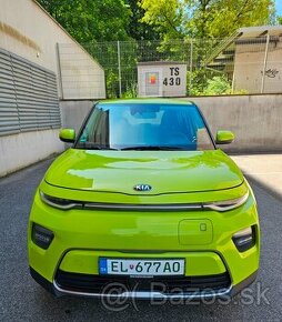 ZNÍŽENÁ CENA: Elektromobil Kia e-Soul, rok 2021 - 1