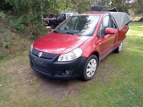 Suzuki SX4 kapota