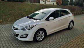 Hyundai I30 FAMILY 1.6CRDi 81Kw R.v.9/2014 M6