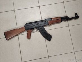 AK47