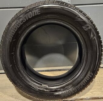 Zimné pneumatiky Bridgestone Blizzak LM005 - 215/65 r17