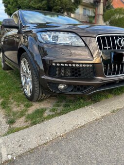 Audi Q7 3.0 TDI 176kw Quattro 7miestne