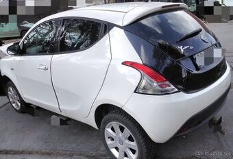 Lancia Ypsilon 1.2 2013 predám MOTOR 169A4000, DVERE, PREVOD