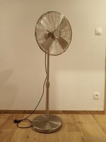 Ventilátor stojaci z kovu - 1