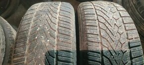 215/55R17 98V - 1