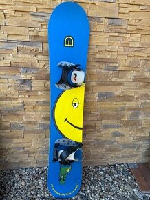 Predám snowboard 154cm