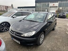 Peugeot 206 1.1 benzín 44kw